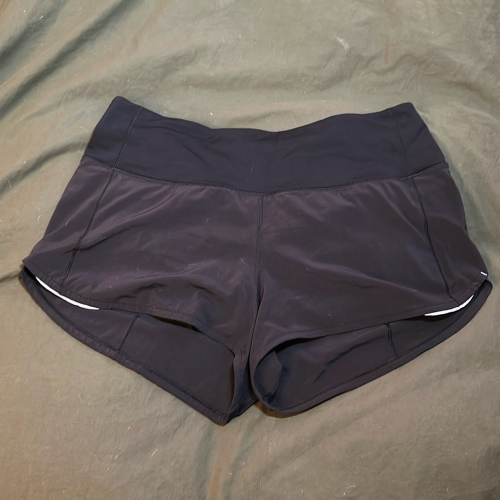 Lululemon High rise speed short 2.5” inseam